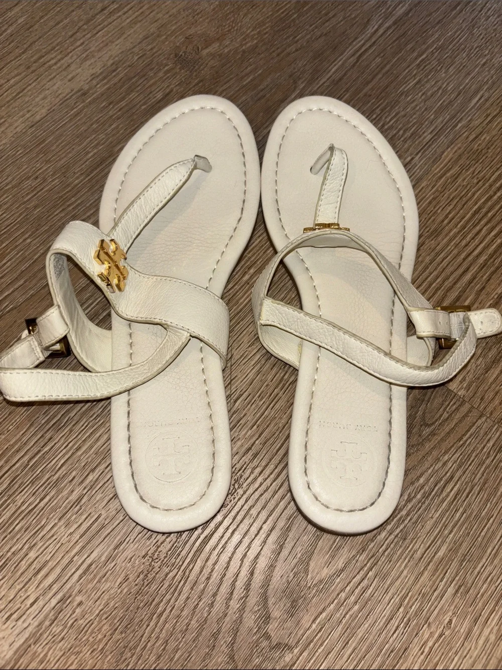 Tory Burch Leather Thong Sandals Logo size 8 cream off white gold